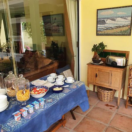 קייפטאון On Pinewood Guest House מראה חיצוני תמונה
