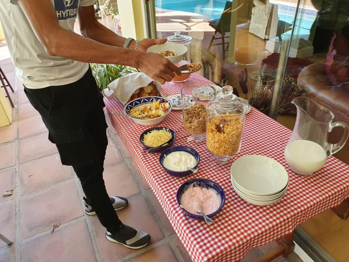 קייפטאון On Pinewood Guest House מראה חיצוני תמונה