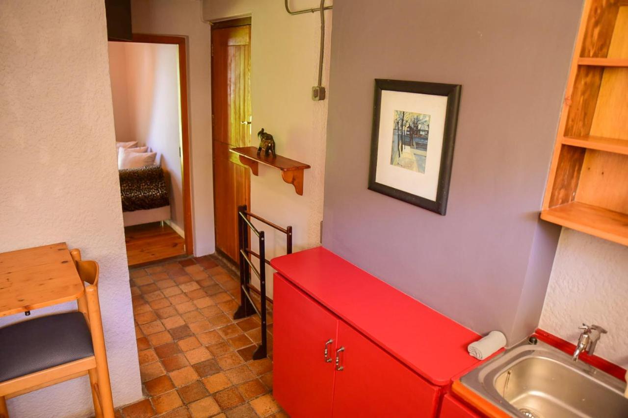 קייפטאון On Pinewood Guest House מראה חיצוני תמונה