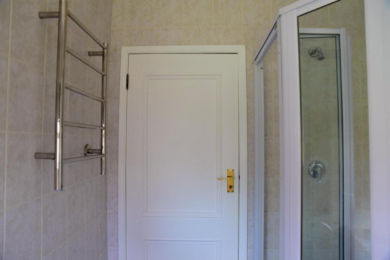 קייפטאון On Pinewood Guest House מראה חיצוני תמונה